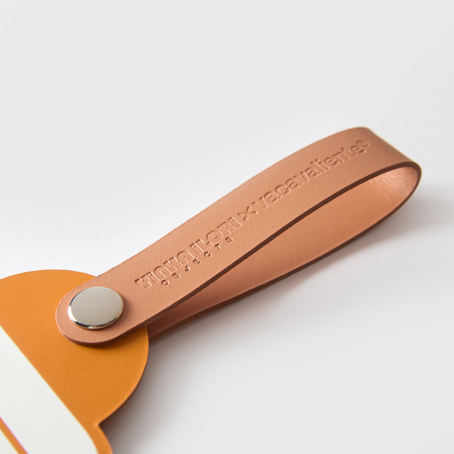 MELODIOUS FLOWERS Leather Luggage Tag - Brick